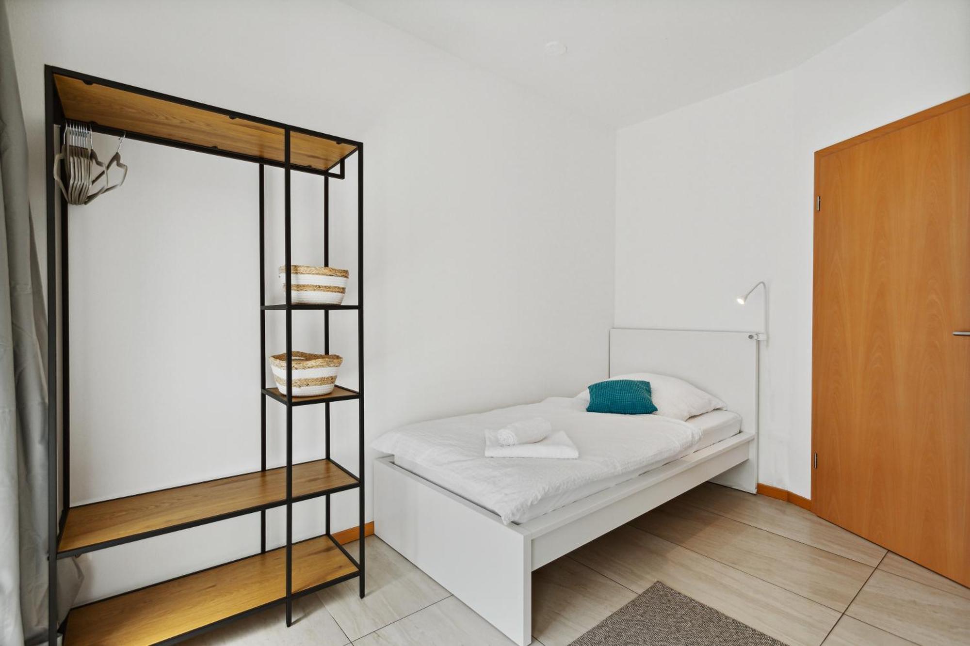 Appartement Gross, Modern, Vollausgestattet, Gemuetlich Mit Kueche Und Parkplatz Fuer Urlaub Oder Business à Kettig Extérieur photo