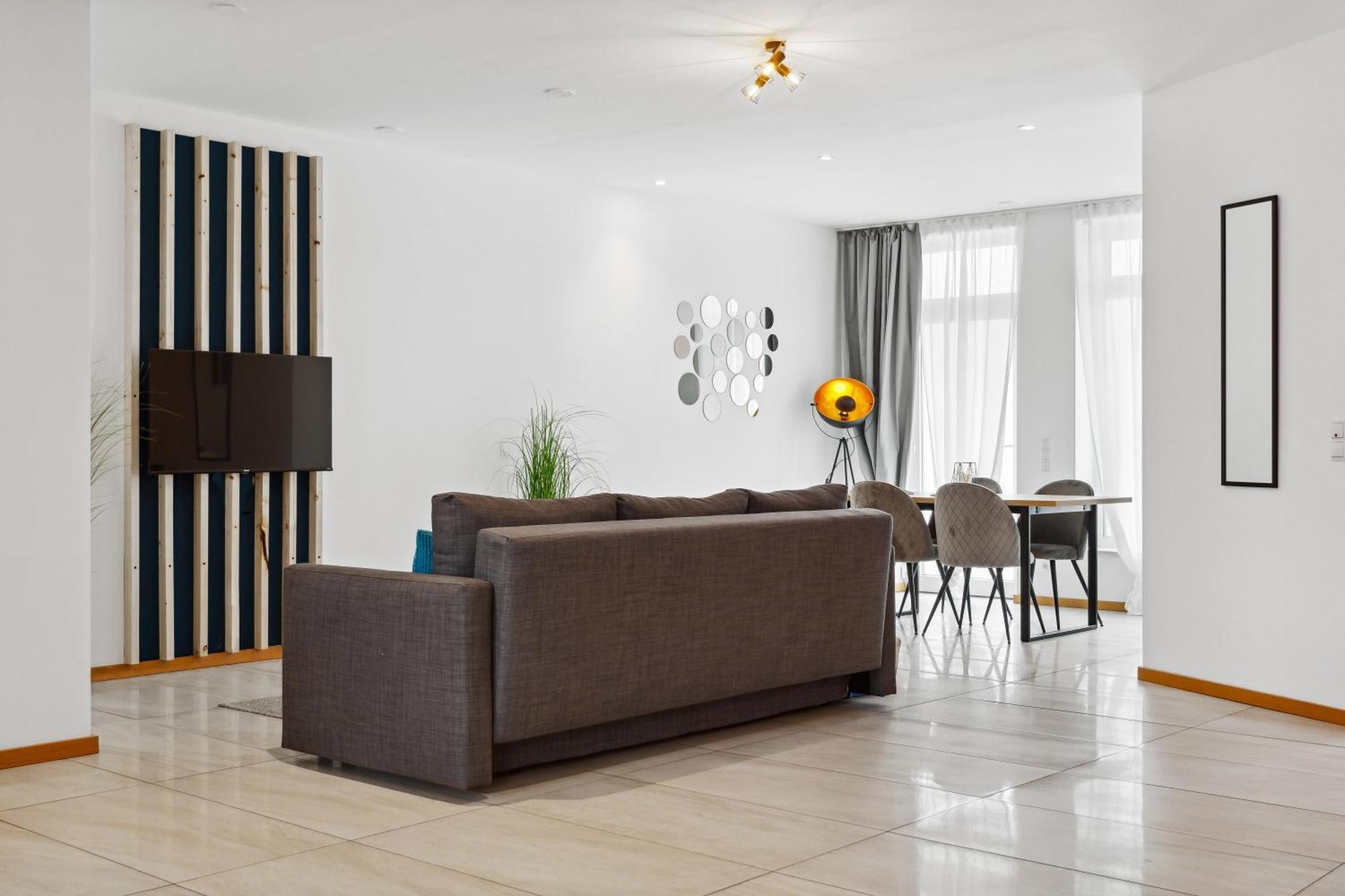 Appartement Gross, Modern, Vollausgestattet, Gemuetlich Mit Kueche Und Parkplatz Fuer Urlaub Oder Business à Kettig Extérieur photo